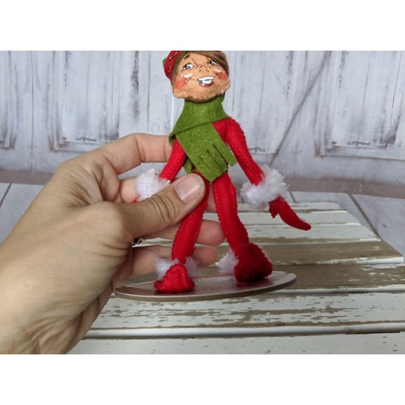 Annalee 2012 Red Elf Green Scarf and Hat 75th Anni - Picture 8 of 8